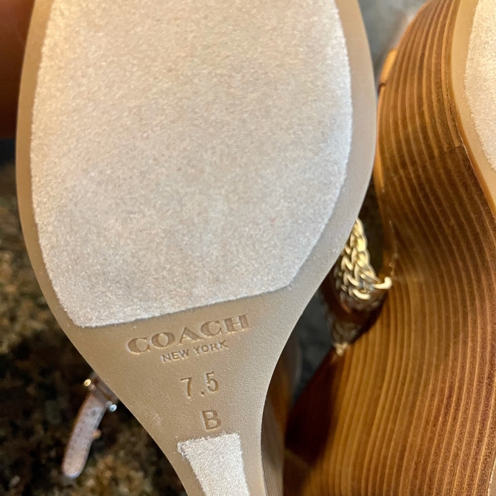 New Coach ginger/ gold wedges .Signature logo . - Picture 7 of 12